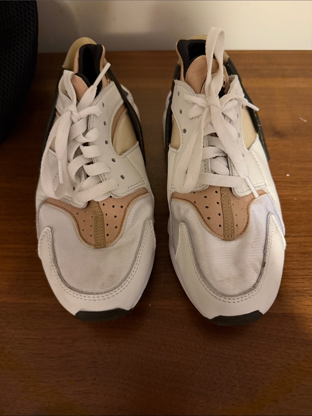 Nike Women's White Tan and Black Athletic Sneakers huarache